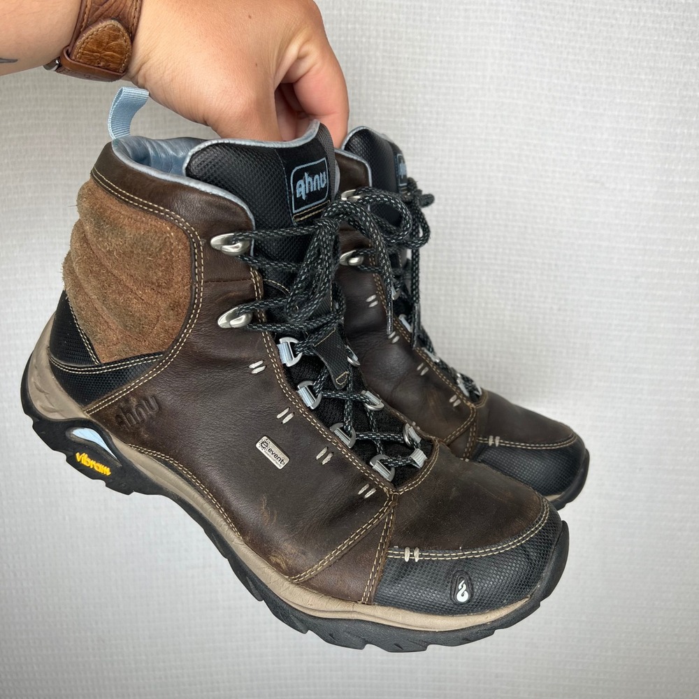Ahnu Sugarpine Mid Hiking Boots Womens 9.5 Brown Leather eVent Vibram AF2139SMKB